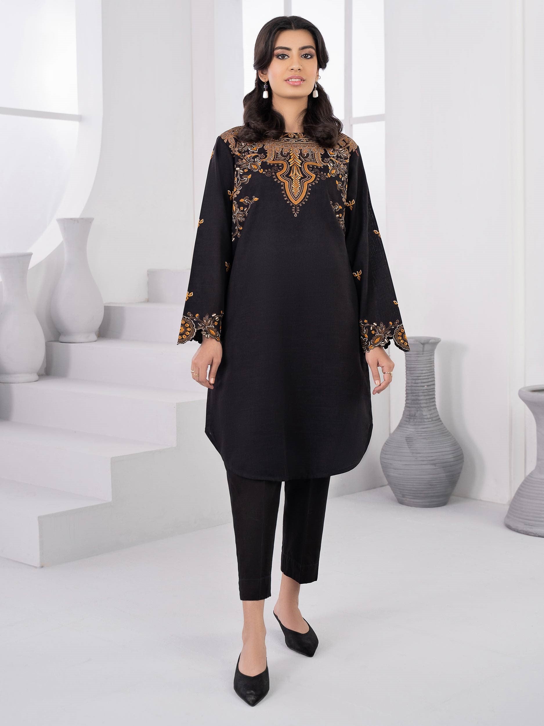 Khaddar 2PC –Printed (Unstitched)