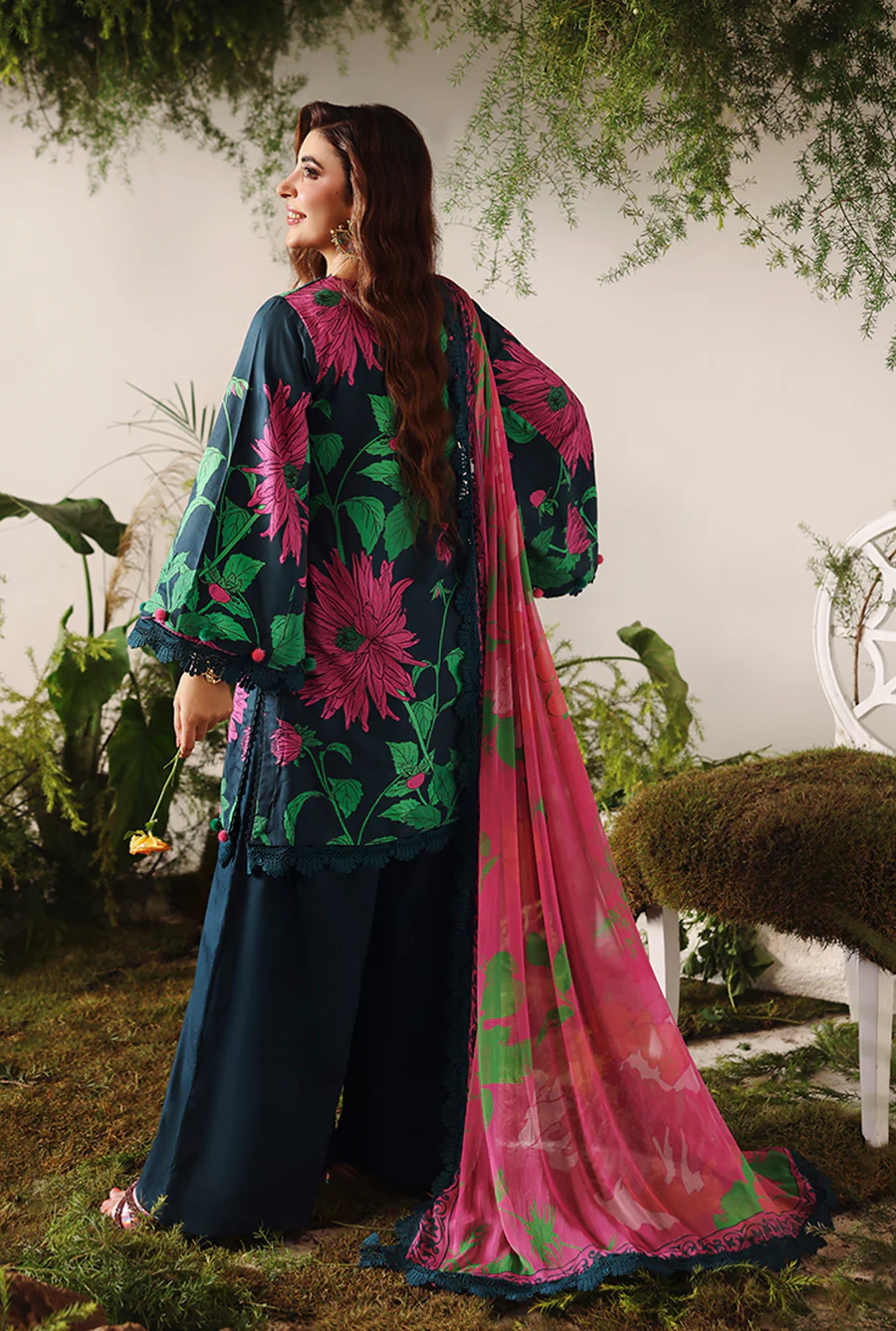 Yale Blue - 00163 - Image 6