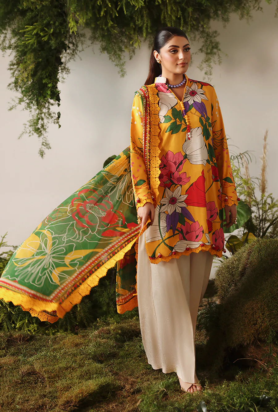 Cyber Yellow - 00153